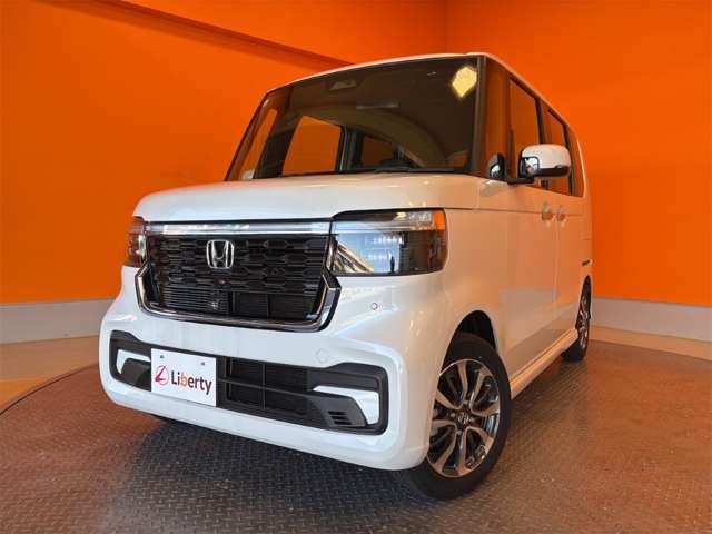ホンダ Ｎ　ＢＯＸ カスタム ６６０ R8年 () 99