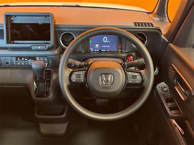 ホンダ Ｎ　ＢＯＸ カスタム ６６０ R8年 () 99