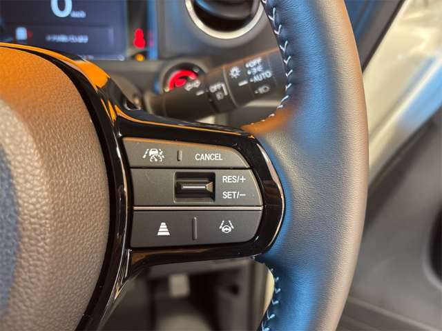 ホンダ Ｎ　ＢＯＸ カスタム ６６０ コーディネートスタイル ２トーン R8年 () 99