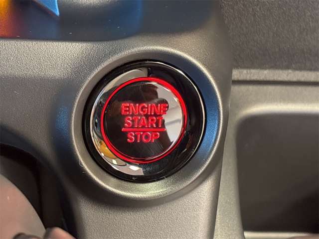 ホンダ Ｎ　ＢＯＸ カスタム ６６０ コーディネートスタイル ２トーン R8年 () 99