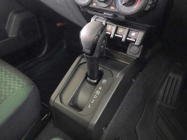 スズキ ジムニー ６６０ ＸＧ ４ＷＤ R7年 () 99