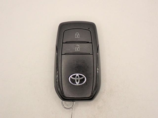 トヨタ プリウス １．８ Ｕ R5年 (近畿) 99