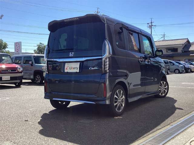 ホンダ Ｎ　ＢＯＸ カスタム ６６０ ＥＸ R5年 () 99