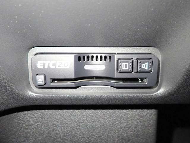 ホンダ Ｎ　ＢＯＸ カスタム ６６０ R8年 () 99