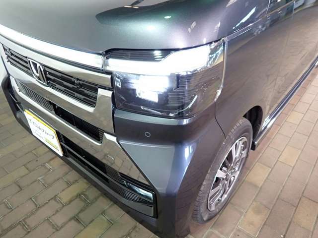 ホンダ Ｎ　ＢＯＸ カスタム ６６０ R8年 () 99