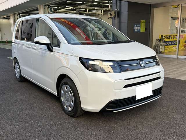 ホンダ フリード　ハイブリッド １．５ Ｅ：ＨＥＶ エアー R8年 () 99