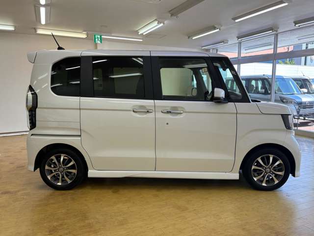 ホンダ Ｎ　ＢＯＸ カスタム ６６０ Ｌ R4年 () 99