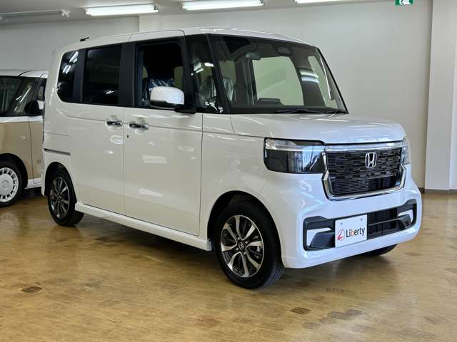 ホンダ Ｎ　ＢＯＸ カスタム ６６０ R8年 (四国) 99