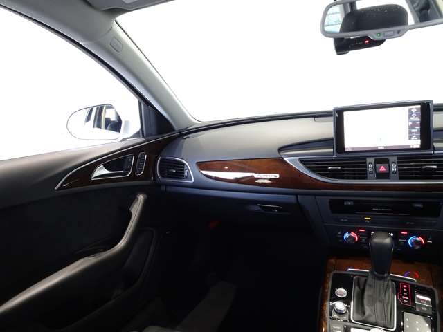 アウディ Ａ６　アバント ２．０ ＴＦＳＩ クワトロ ４ＷＤ H28年 () 99