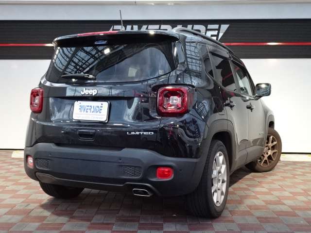 ジープ レネゲード リミテッド R1年 (関東) 99