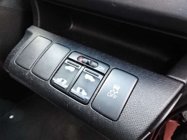 ホンダ ステップワゴン　スパーダ ２．０ スパーダ Ｚ H23年 (関東) 99