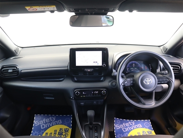 トヨタ ヤリス １．０ Ｇ R8年 () 99