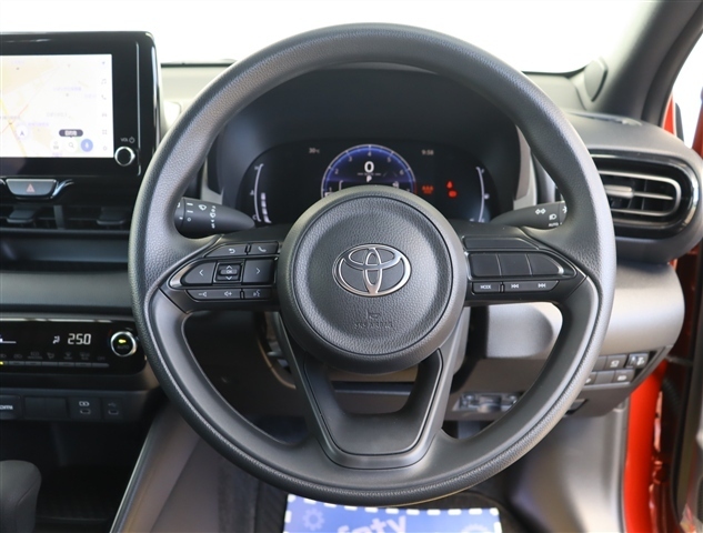 トヨタ ヤリス １．０ Ｇ R8年 () 99