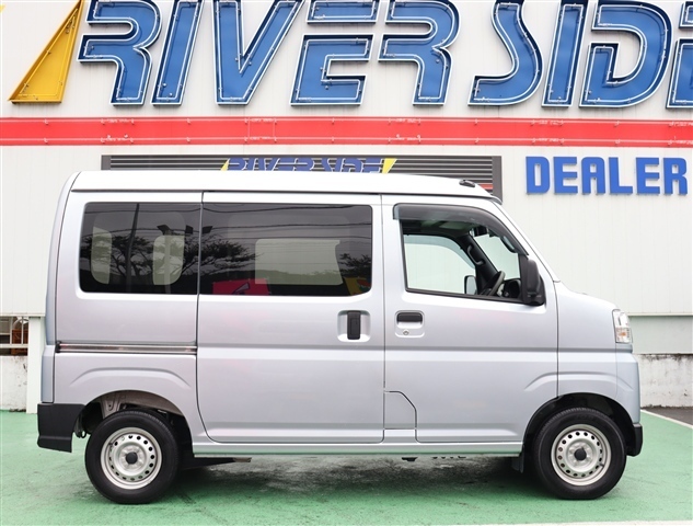 ダイハツ ハイゼットカーゴ ６６０ デラックス R4年 (関東) 99