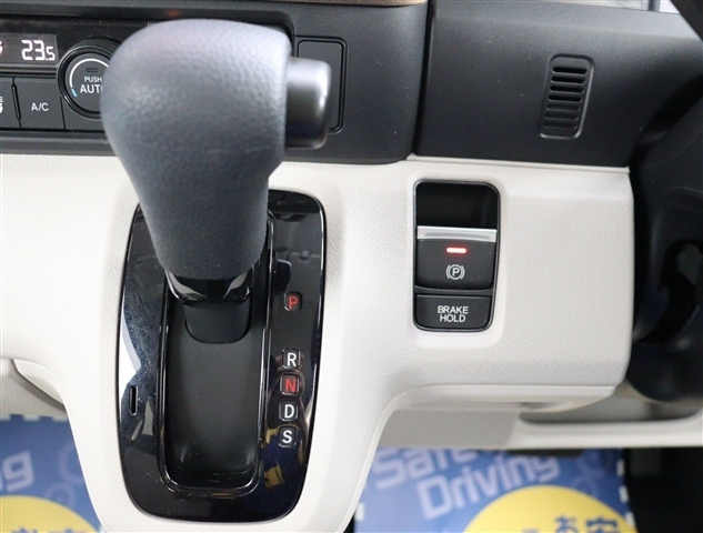 ホンダ Ｎ　ＢＯＸ ６６０ R6年 (関東) 99