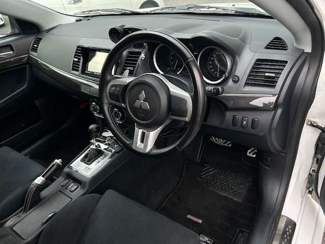 三菱 ランサー ２．０ ＧＳＲ Ｘ ４ＷＤ H22年 (東海) 99