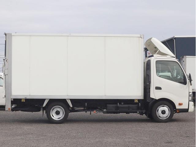 トヨタ トヨエース パネルバン 積載２Ｔ 垂直パワーゲート R1年 (東海) 99