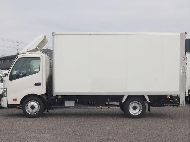 トヨタ トヨエース パネルバン 積載２Ｔ 垂直パワーゲート R1年 (東海) 99