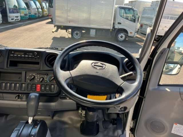 日野自動車 デュトロ ４．０ＤＴ H25年 () 99