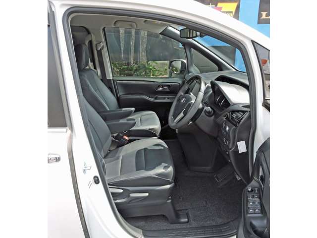 トヨタ エスクァイア ２．０ ＧＩ H27年 (関東) 99