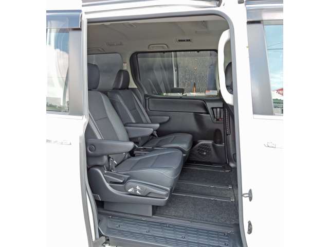 トヨタ エスクァイア ２．０ ＧＩ H27年 (関東) 99