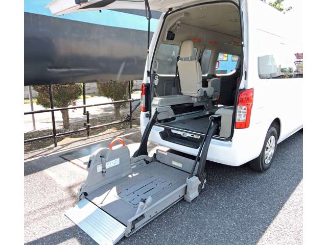 日産 ＮＶ３５０キャラバン ２．５ チェアキャブ Ｍ仕様 H26年 () 99