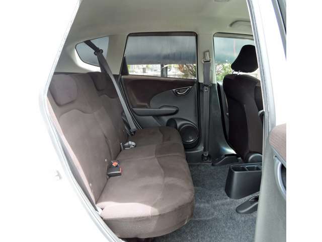 ホンダ フィット １．３ Ｇ １０ＴＨアニバーサリーＩＩ H24年 () 99