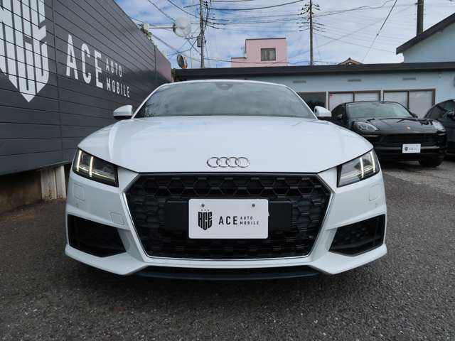 アウディ ＴＴ クーペ　４０　ＴＦＳＩ R1年 (関東) 99