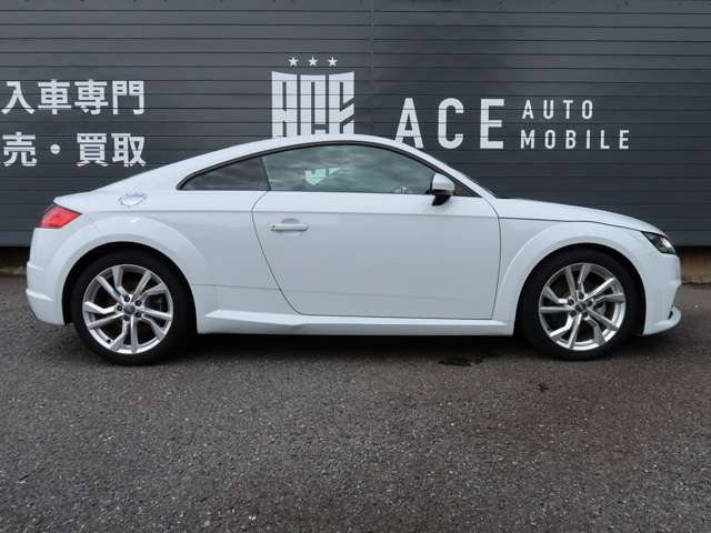 アウディ ＴＴ クーペ　４０　ＴＦＳＩ R1年 (関東) 99