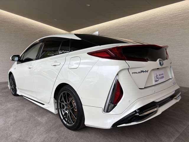 トヨタ プリウスＰＨＶ １．８ Ａ プレミアム R2年 (中国) 99
