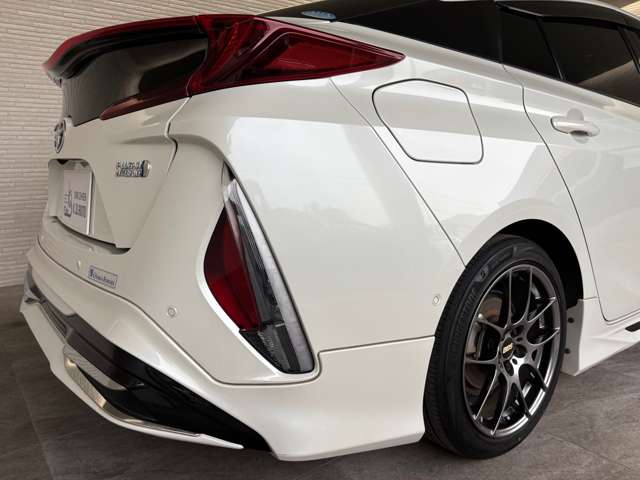 トヨタ プリウスＰＨＶ １．８ Ａ プレミアム R2年 (中国) 99