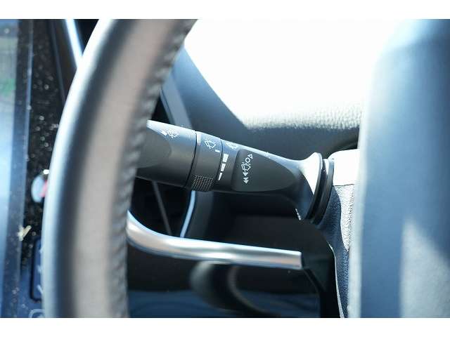 トヨタ プリウスＰＨＶ １．８ Ａ H29年 (関東) 99