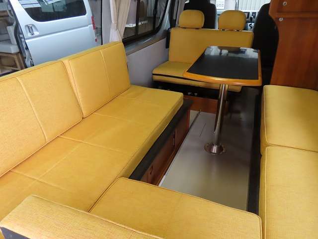 トヨタ ハイエースバン キャンピングカー H23年 (関東) 99