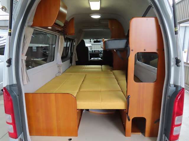 トヨタ ハイエースバン キャンピングカー H23年 (関東) 99