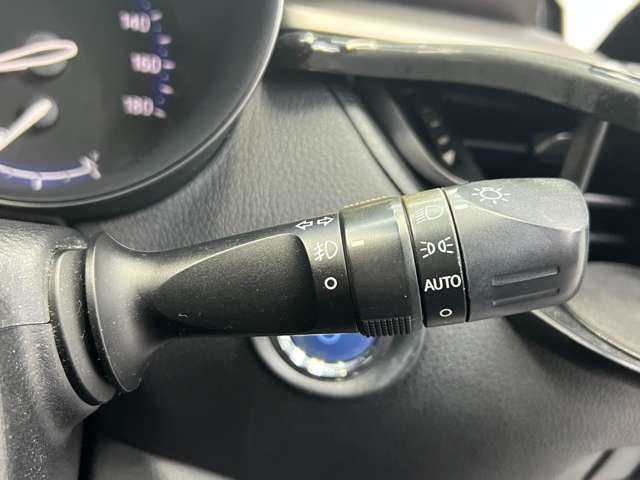 トヨタ Ｃ−ＨＲ ハイブリッド １．８ Ｇ H29年 (九州・沖縄) 99