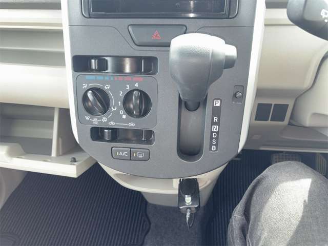ダイハツ タント ６６０ Ｌ リミテッド ＳＡＩＩＩ H30年 () 99