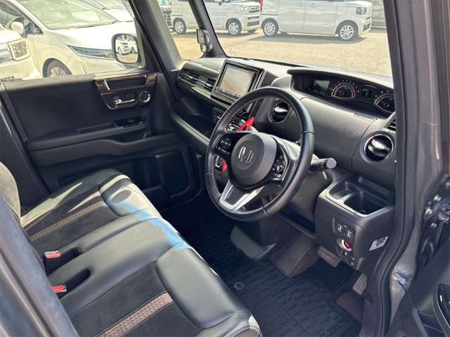 ホンダ Ｎ　ＢＯＸ カスタム ６６０ Ｇ Ｌ ターボ ホンダセンシング H30年 () 99
