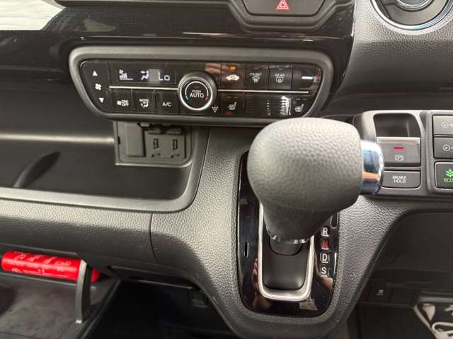 ホンダ Ｎ　ＢＯＸ カスタム ６６０ Ｌ R5年 () 99
