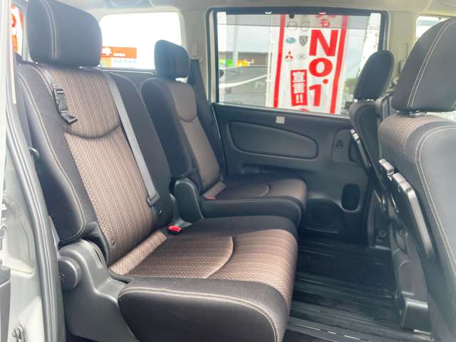 日産 セレナ ２．０ ハイウェイスター Ｓ－ＨＹＢＲＩＤ アドバンストセーフティ パッケージ H26年 (東海) 99