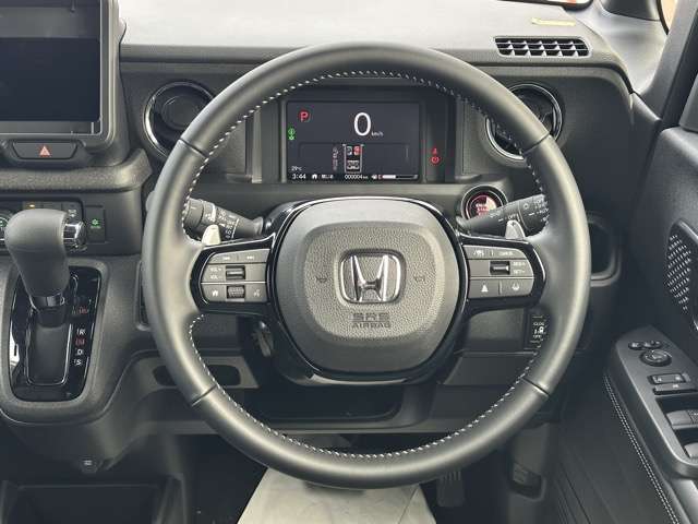 ホンダ Ｎ　ＢＯＸ カスタム ６６０ ターボ コーディネートスタイル ２トーン R8年 (東海) 99