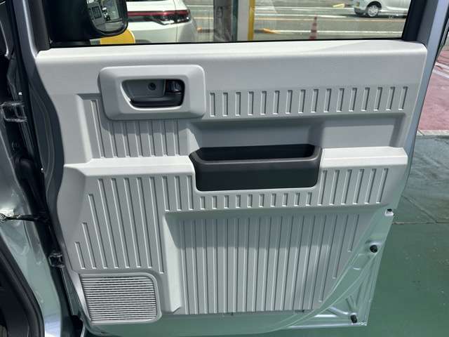 ホンダ Ｎ−ＶＡＮ　ｅ： ｅ：Ｌ４ R7年 (東海) 99
