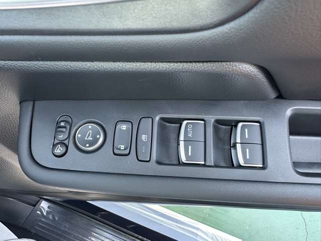ホンダ ステップワゴン １．５ スパーダ R8年 (東海) 99