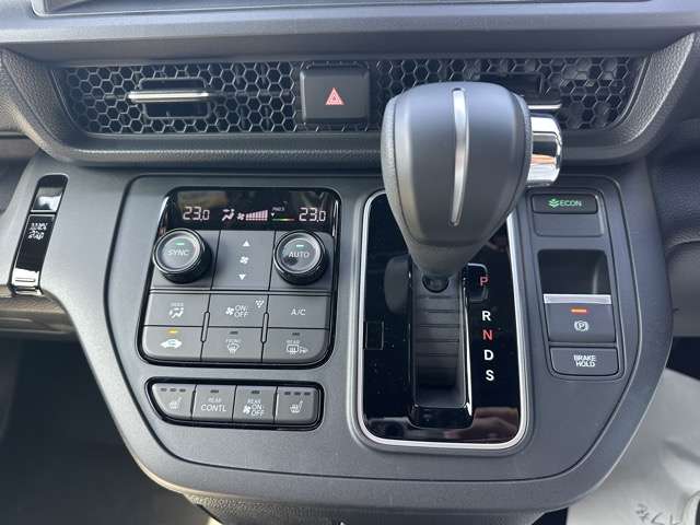 ホンダ ステップワゴン １．５ スパーダ R8年 (東海) 99