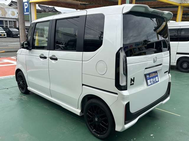 ホンダ Ｎ　ＢＯＸ カスタム ６６０ ターボ ブラック スタイル R8年 (東海) 99
