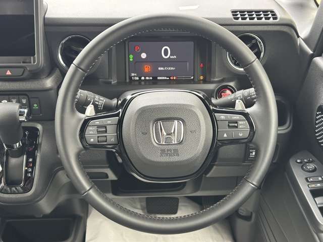 ホンダ Ｎ　ＢＯＸ カスタム ６６０ ターボ ブラック スタイル R8年 (東海) 99