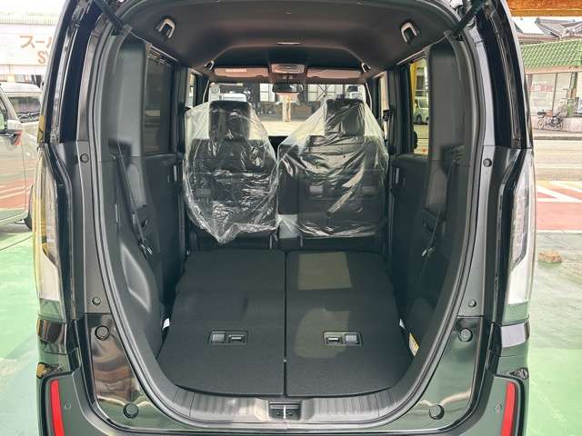 ホンダ Ｎ　ＢＯＸ カスタム ６６０ ターボ ブラック スタイル R8年 (東海) 99