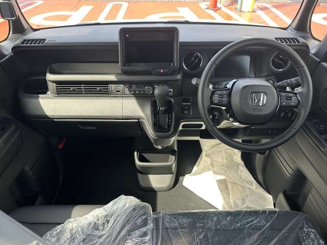 ホンダ Ｎ　ＢＯＸ カスタム ６６０ ターボ コーディネートスタイル モノトーン R8年 (東海) 99