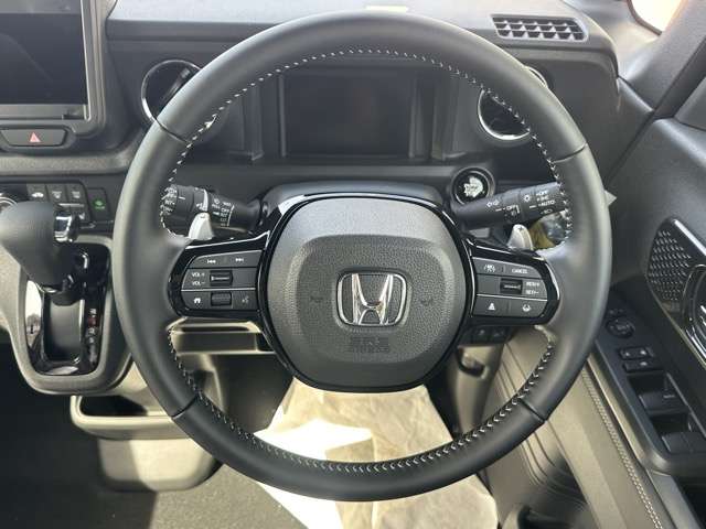 ホンダ Ｎ　ＢＯＸ カスタム ６６０ ターボ コーディネートスタイル モノトーン R8年 (東海) 99