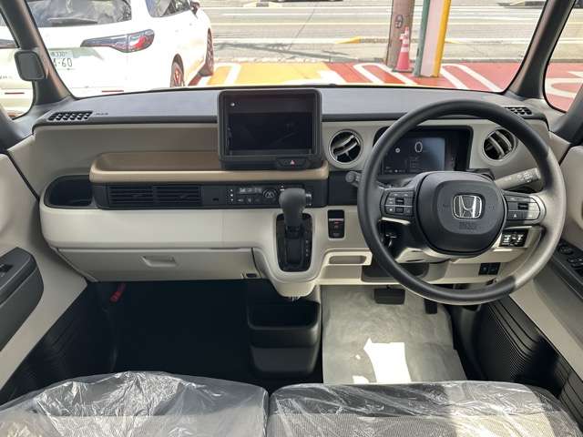 ホンダ Ｎ　ＢＯＸ ６６０ ファッションスタイル ２トーン R8年 (東海) 99