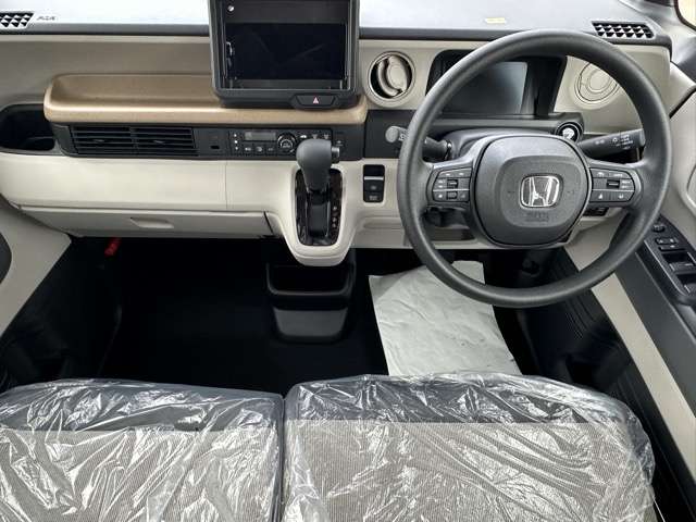 ホンダ Ｎ　ＢＯＸ ６６０ ファッションスタイル ２トーン R8年 (東海) 99